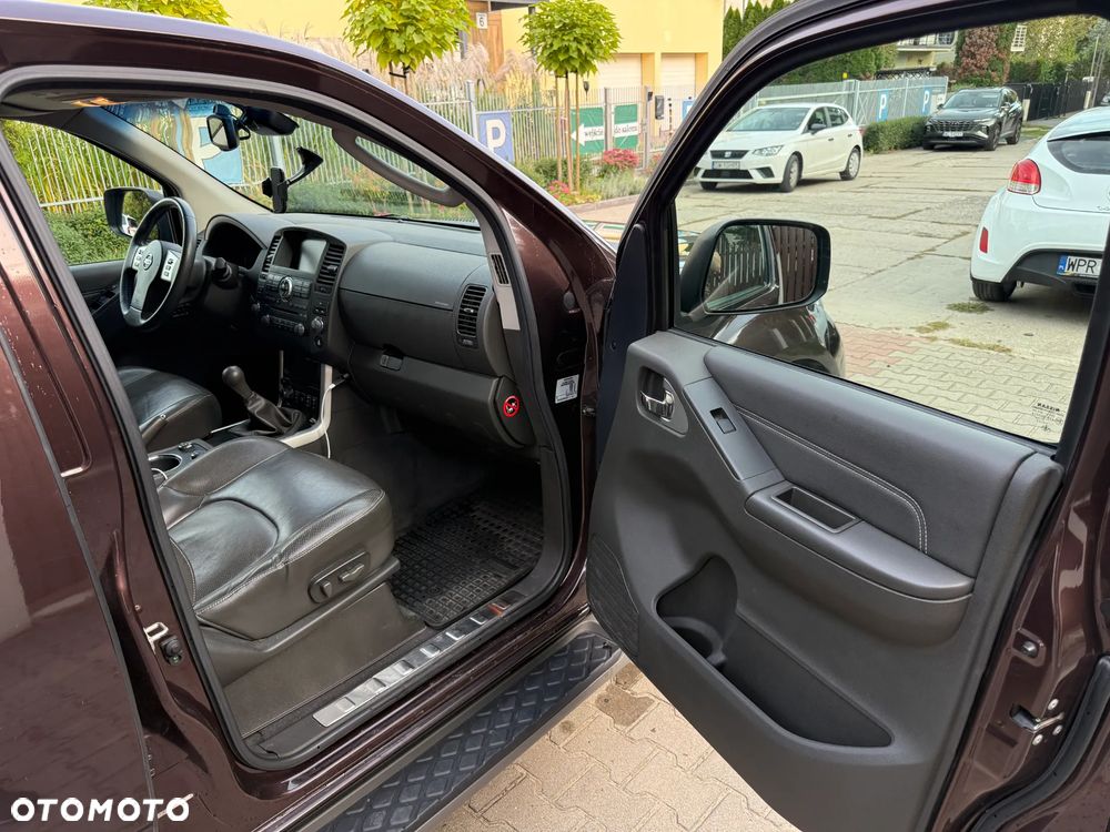 Nissan Pathfinder - 20