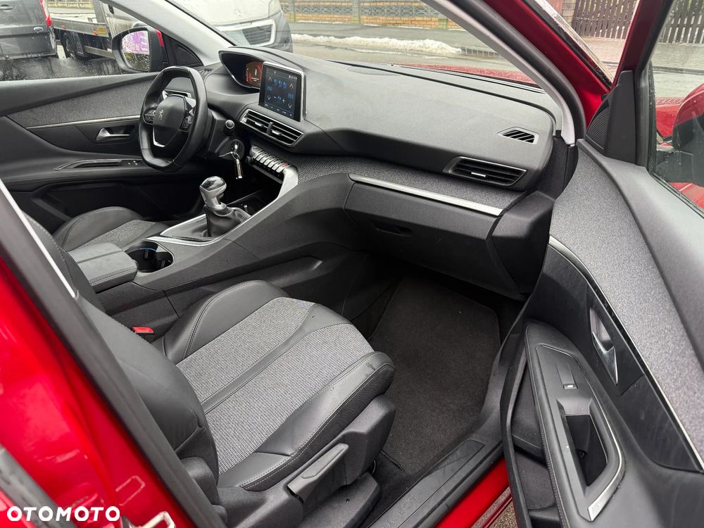 Peugeot 3008 PureTech 130 Stop & Start GPF Active - 5