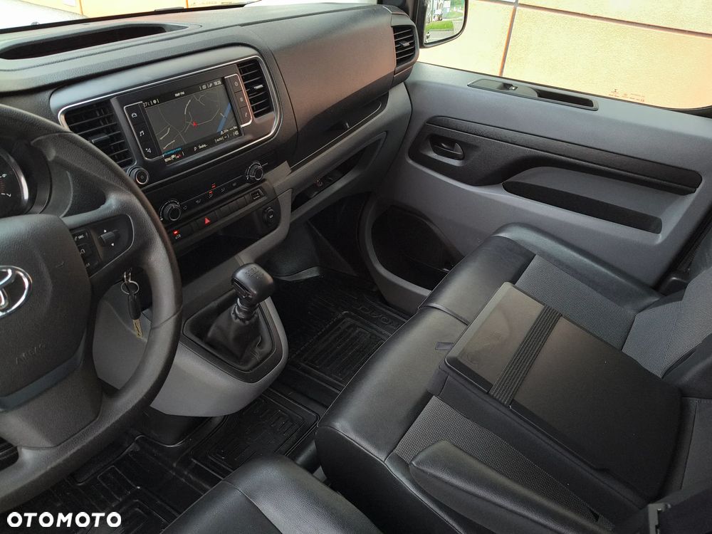 Toyota PROACE NOWY MODEL 1.5 D-4D (120KM) (L2H1) (EURO,6) KLIMA FULL OPCJA STAN IDEALNY NIE MA RDZY 100% BEZWYPADKOWY SERWIS A.S.O. DO KOŃCA ! ! ! - 15