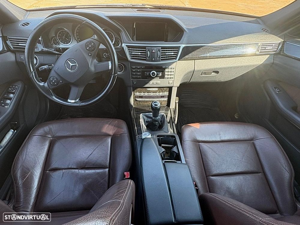 Mercedes-Benz E 220 T BlueTEC Avantgarde - 7
