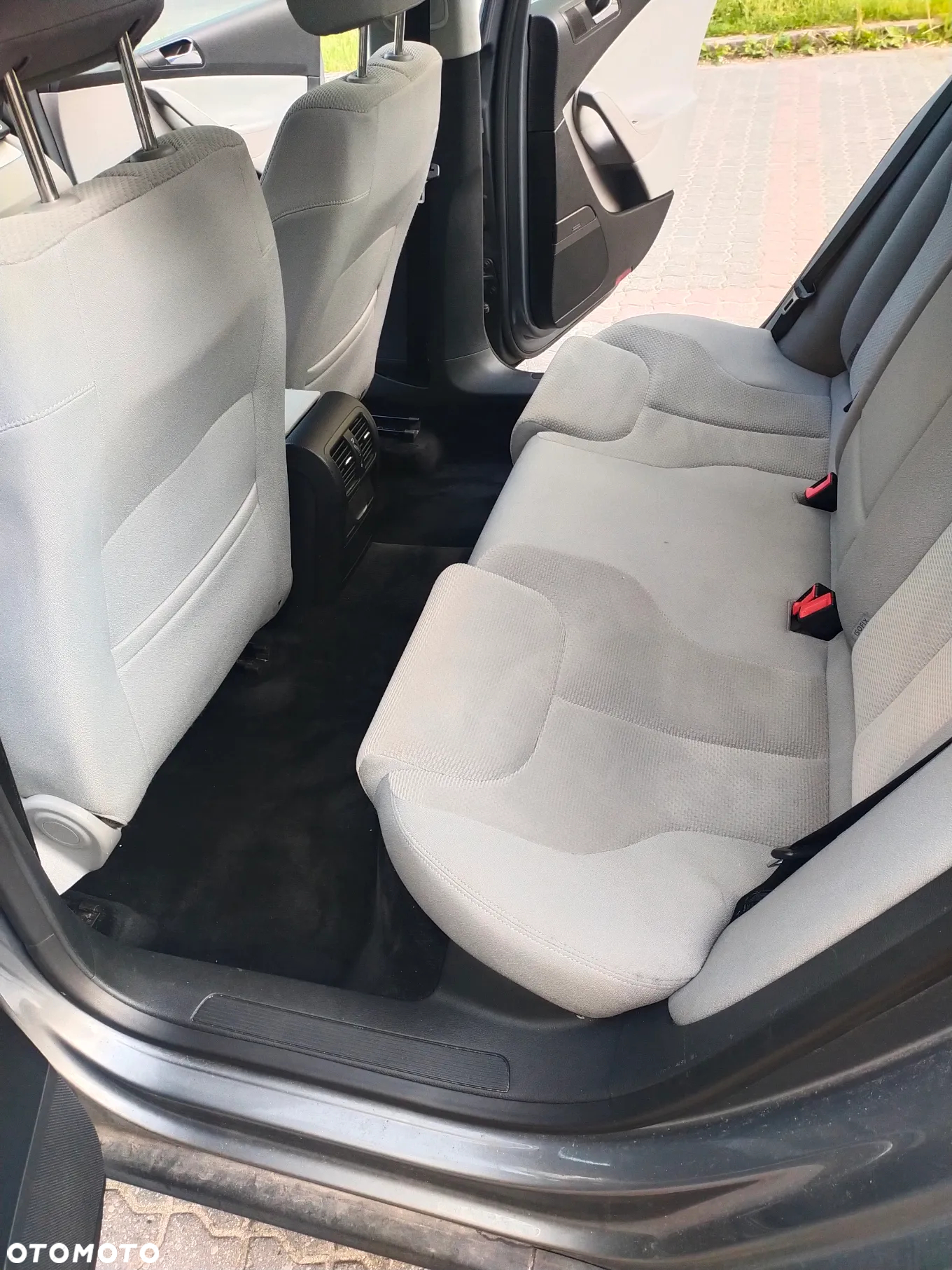 Volkswagen Passat 1.6 FSI Highline - 7