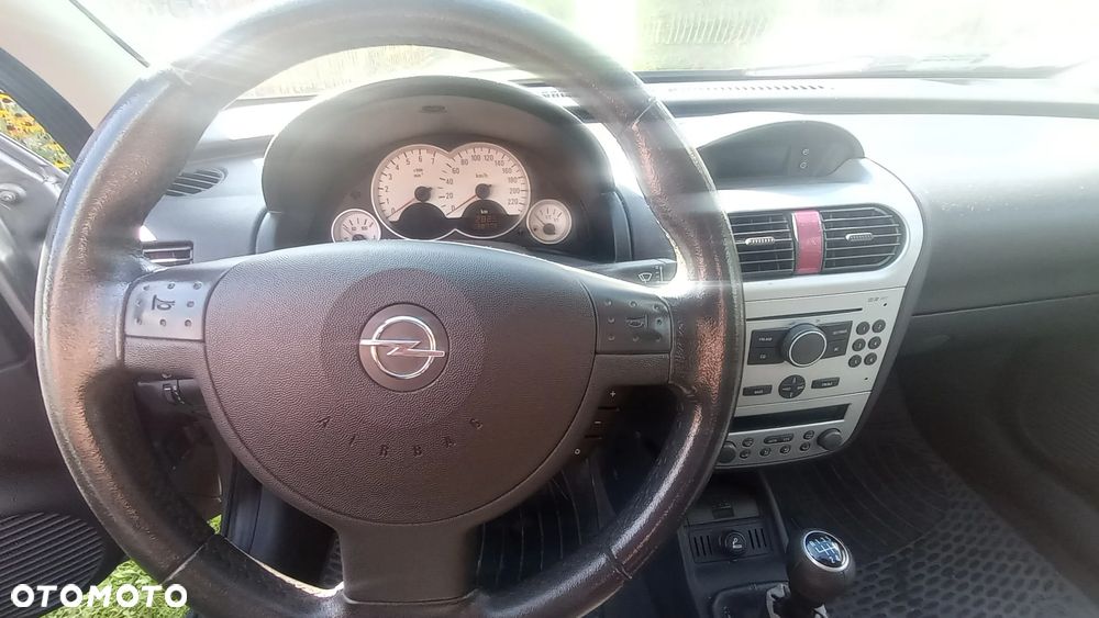 Opel Corsa 1.2 16V Cosmo - 13