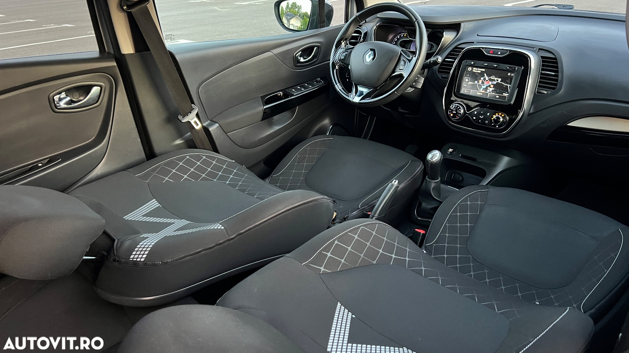 Renault Captur TCe Turbo Stop/Start Dynamique - 8
