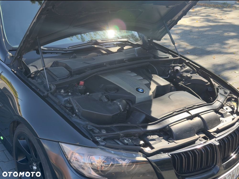 BMW Seria 3 318d - 19