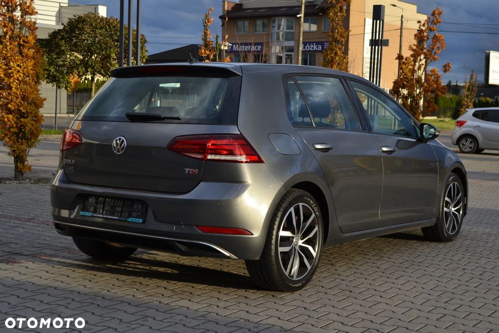 Volkswagen Golf VII 1.6 TDI BMT Comfortline - 6