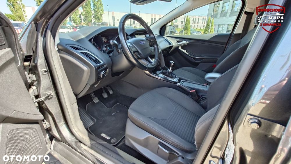 Ford Focus - 21
