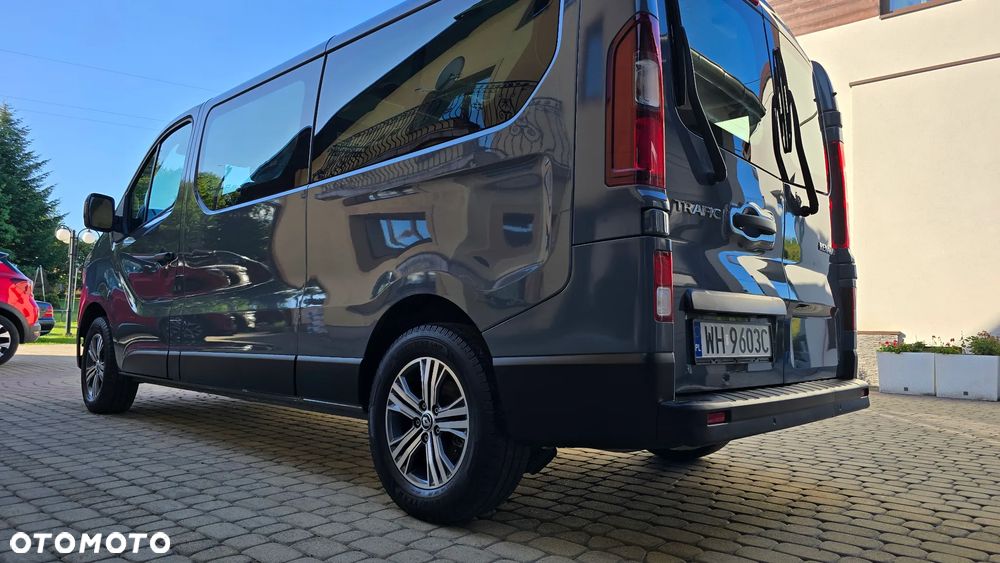 Renault Trafic 2.0 dCi Escapade - 20