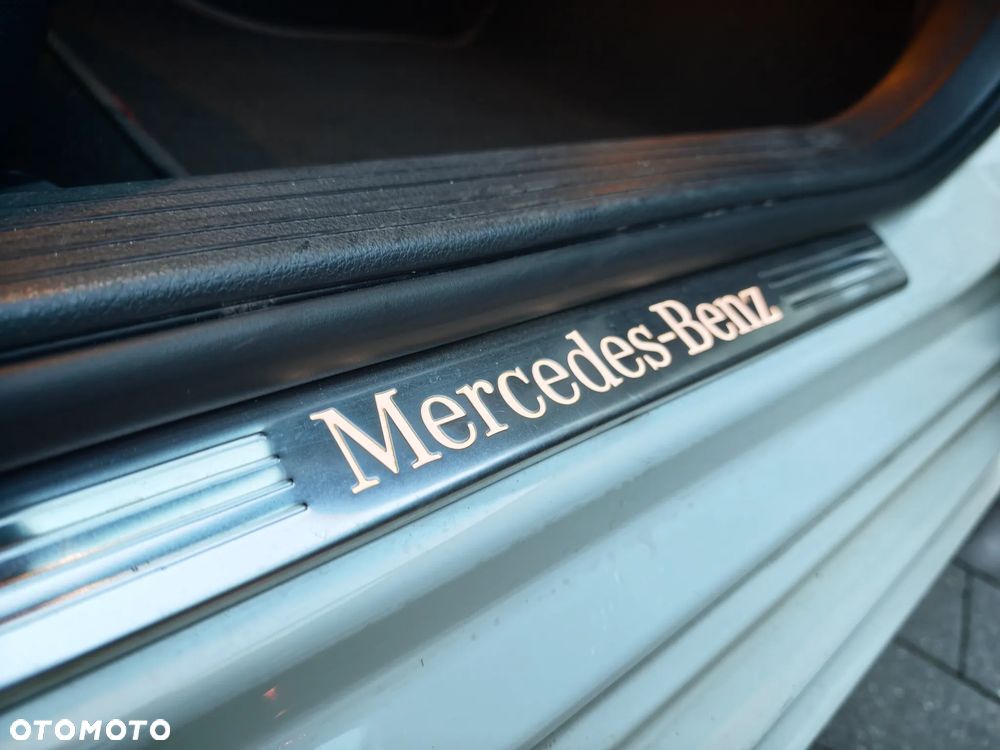 Mercedes-Benz Klasa A 220 4-Matic AMG Line - 14