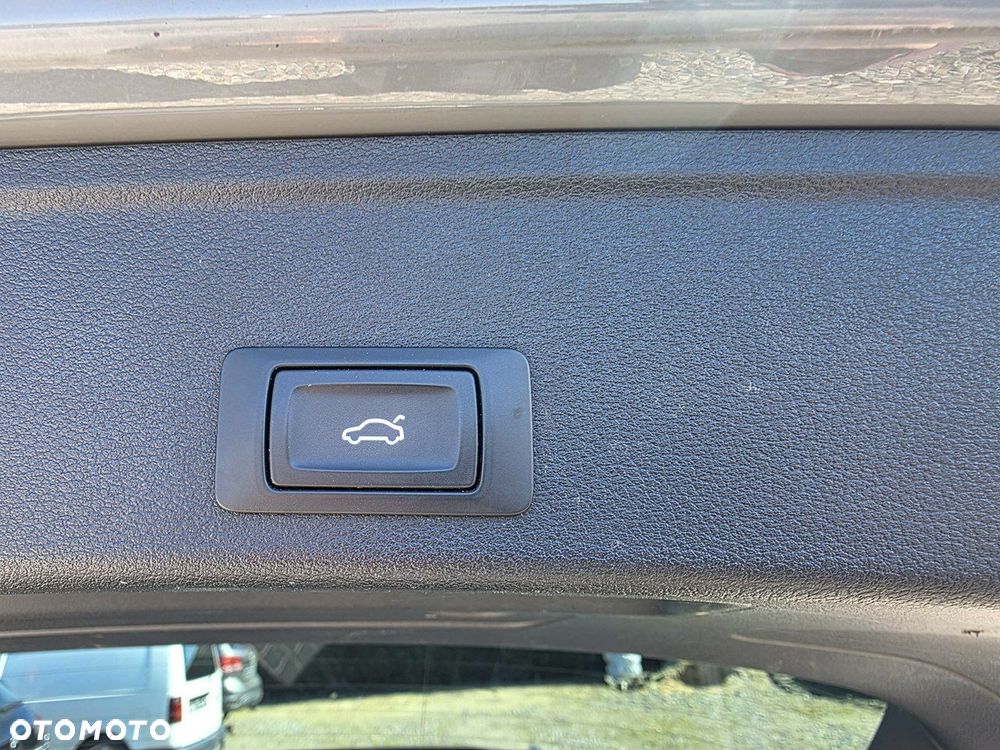 Audi A4 Avant 30 TDI S tronic S line - 23