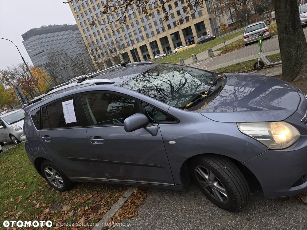 Toyota Verso 2.0 D-4D Sol - 2