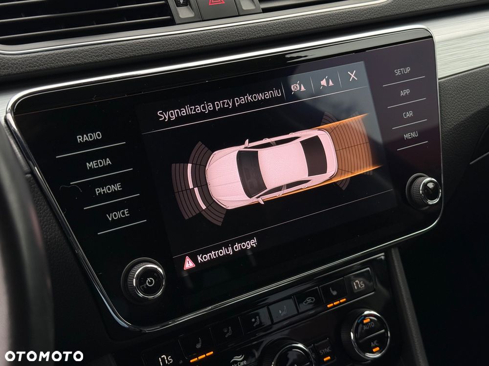 Skoda Superb 2.0 TDI SCR Ambition - 13