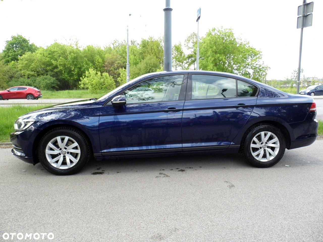 Volkswagen Passat - 3
