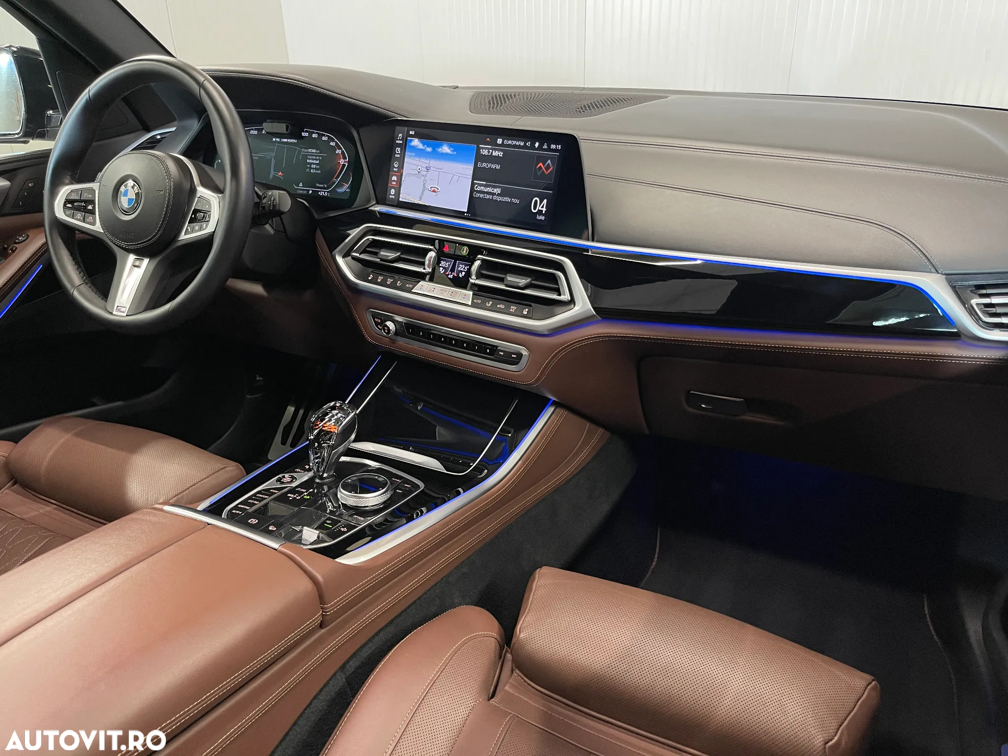 BMW X5 M M50i - 10