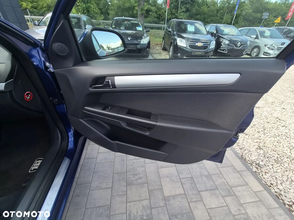 Opel Astra 1.8 - 24
