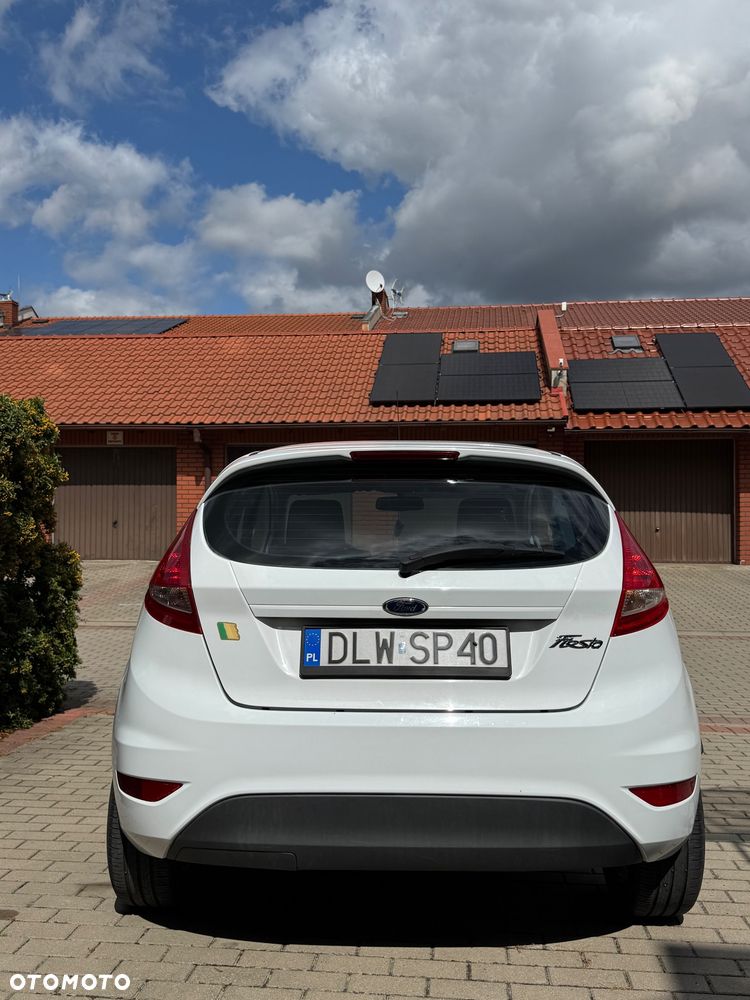 Ford Fiesta 1.25 Trend Edition - 11