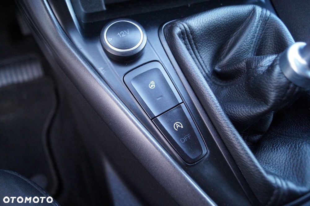 Ford Focus - 33