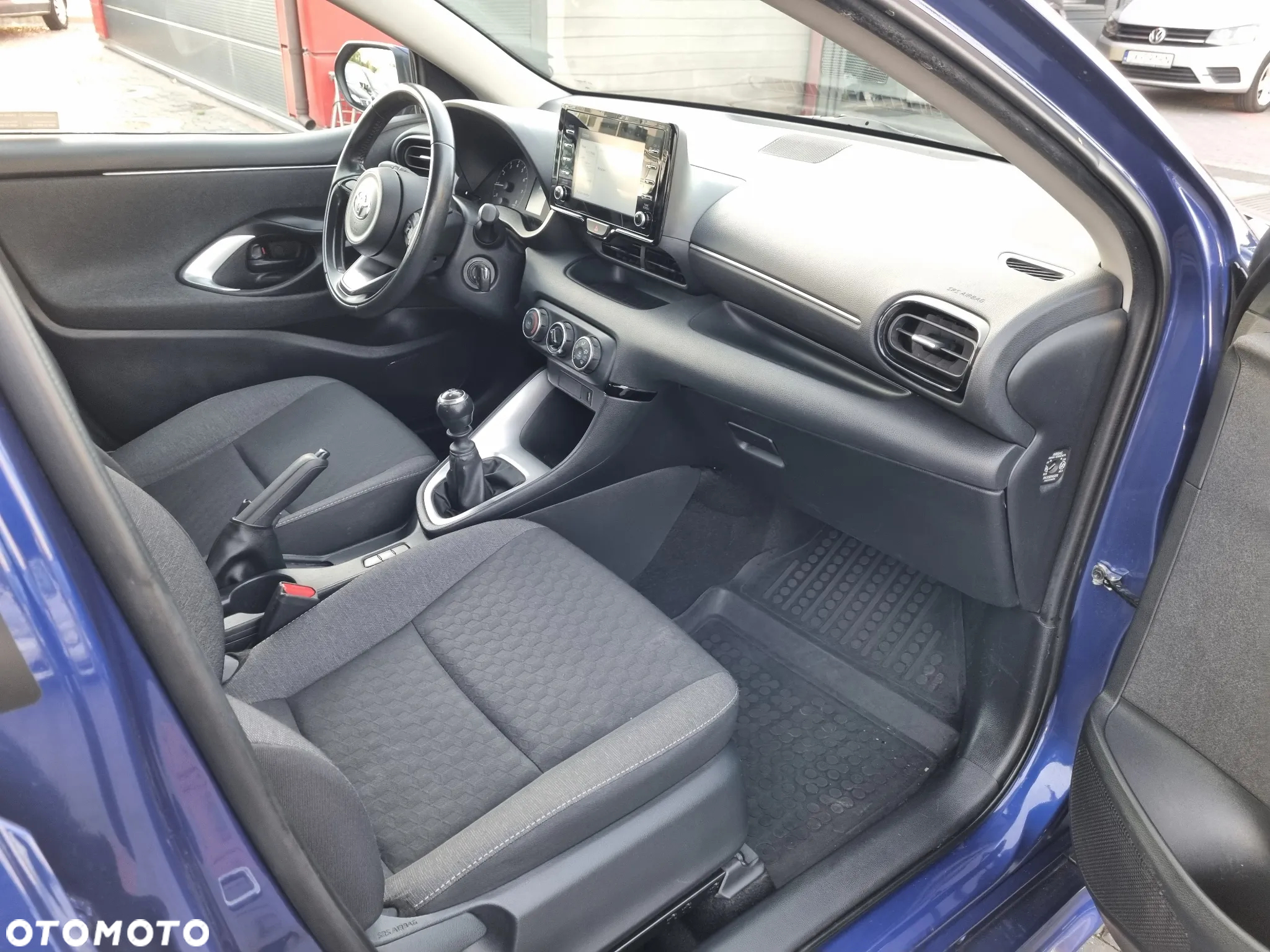 Toyota Yaris 1.5 Comfort - 17