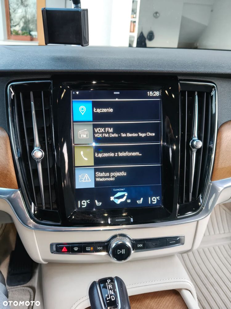 Volvo V90 D4 Inscription - 11