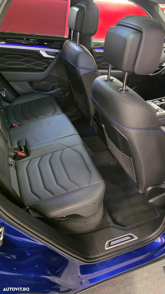 Volkswagen Touareg - 17