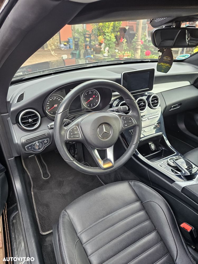 Mercedes-Benz C 220 d 9G-TRONIC - 12