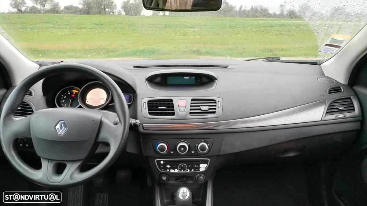 Renault Mégane 1.5 dCi Confort - 4