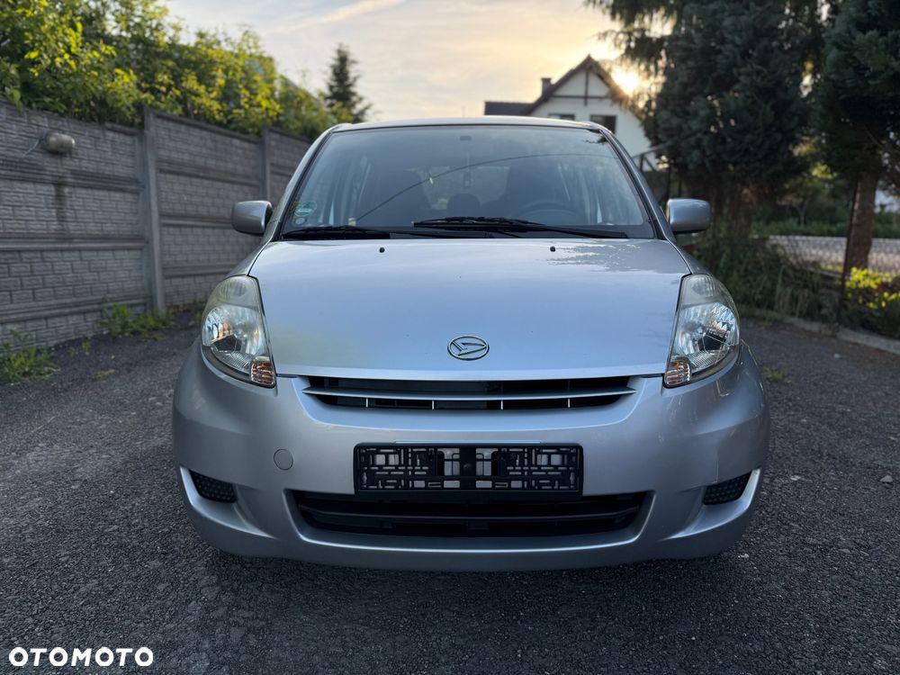 Daihatsu Sirion 1.0 CooLine - 9