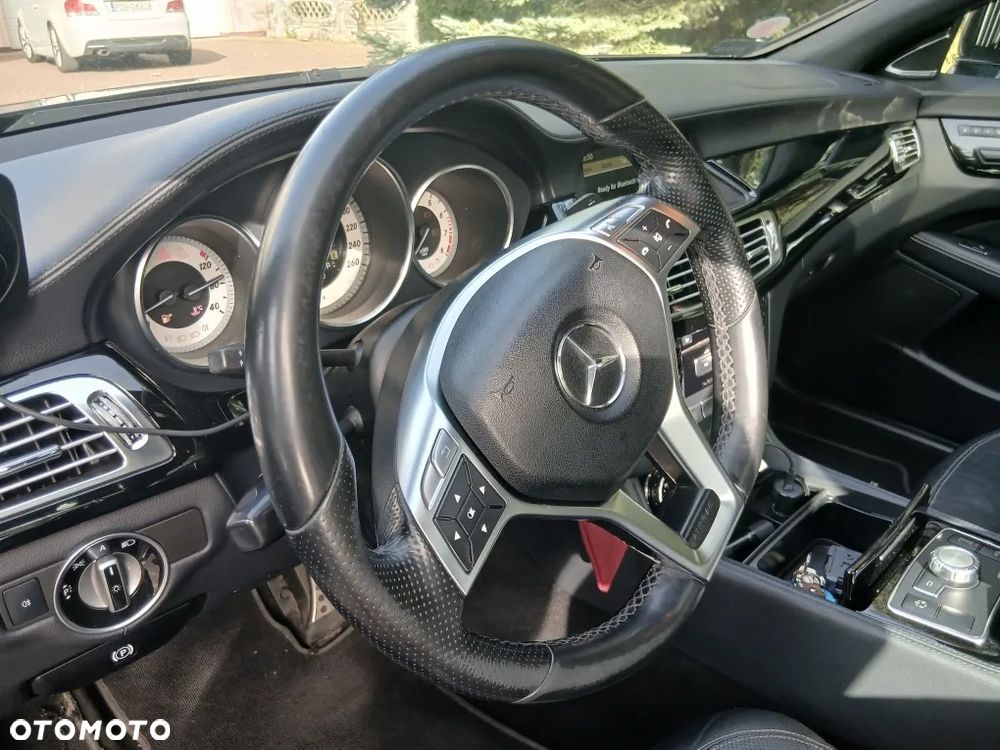 Mercedes-Benz CLS 350 BlueEffICIENCY - 8