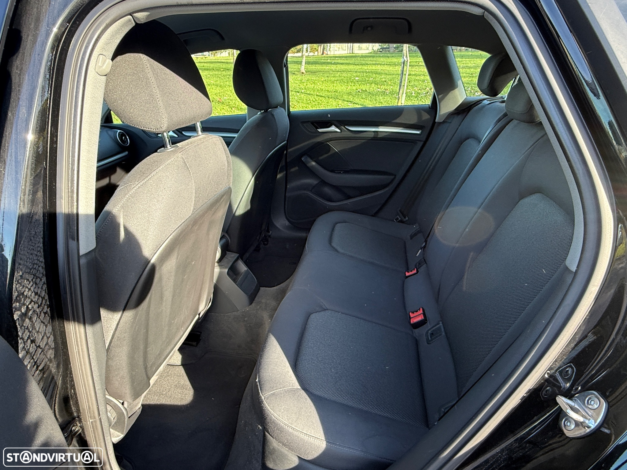Audi A3 Sportback 1.6 TDI Attraction Ultra - 13
