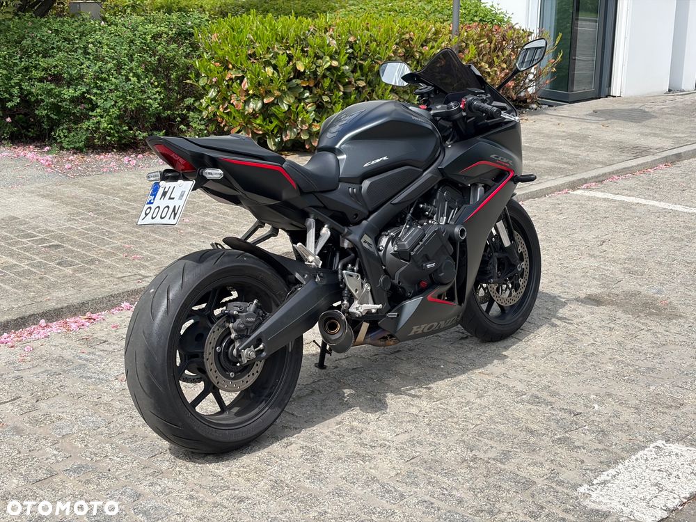 Honda CBR - 3