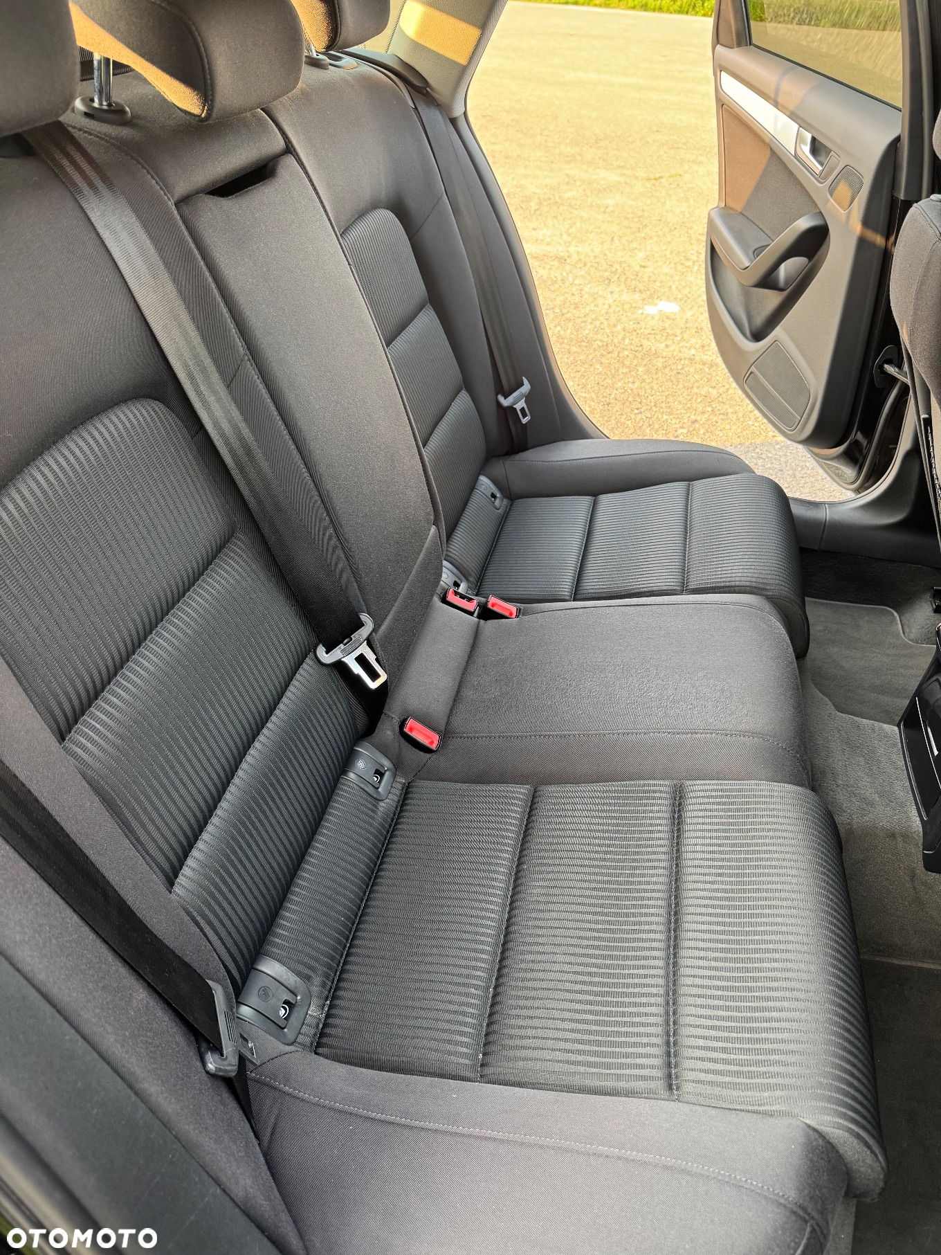 Audi A4 Avant 2.0 TDI DPF clean diesel multitronic S line Sportpaket - 31