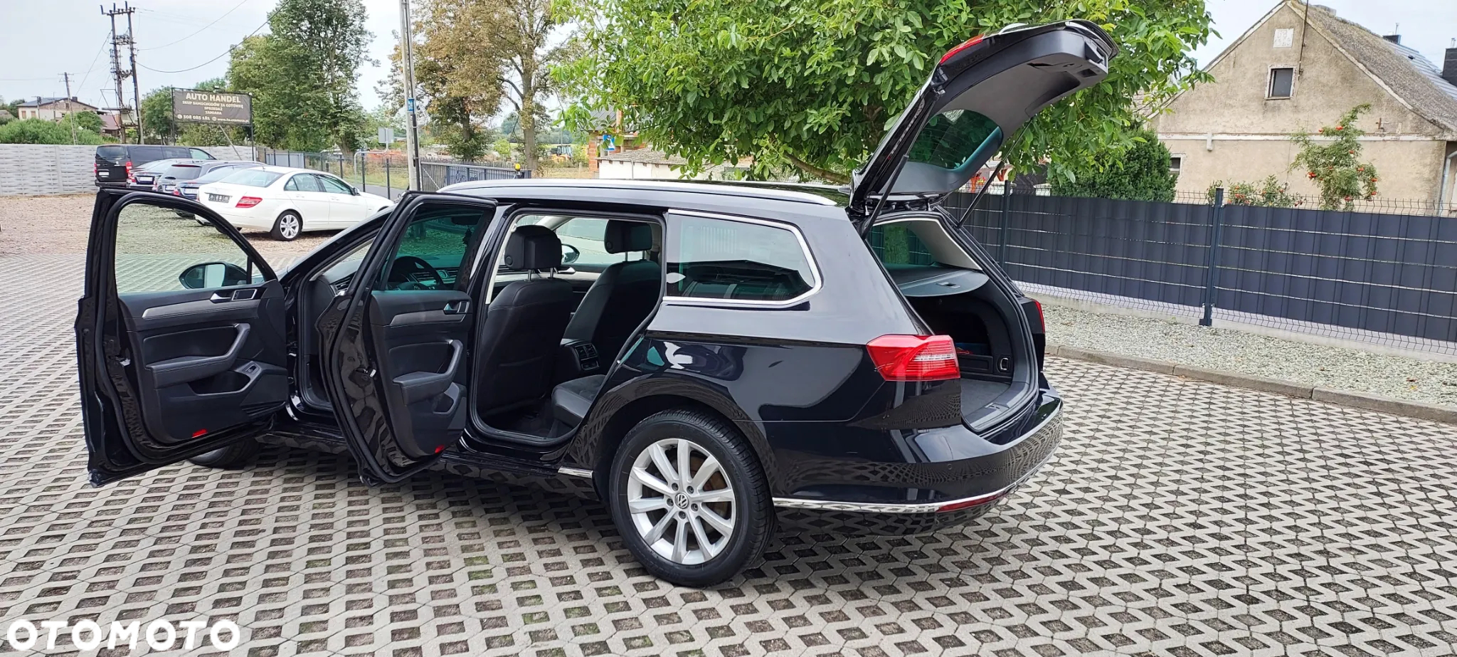 Volkswagen Passat - 22