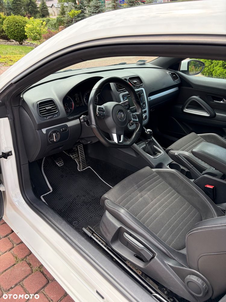 Volkswagen Scirocco - 11