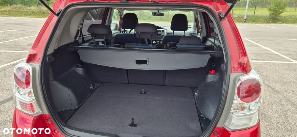 Toyota Verso 1.6 5-Sitzer - 15