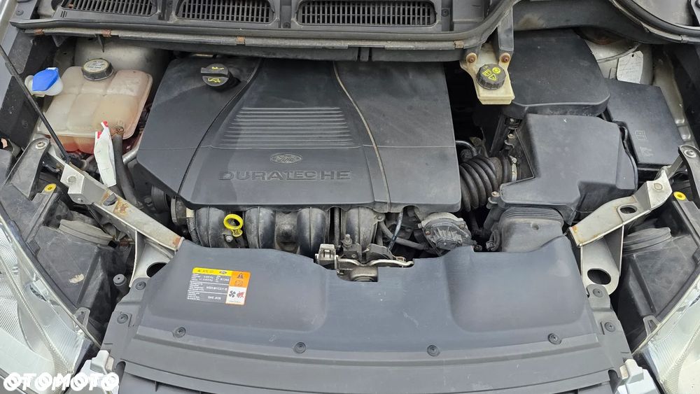 Ford C-MAX 1.8 Ghia - 29