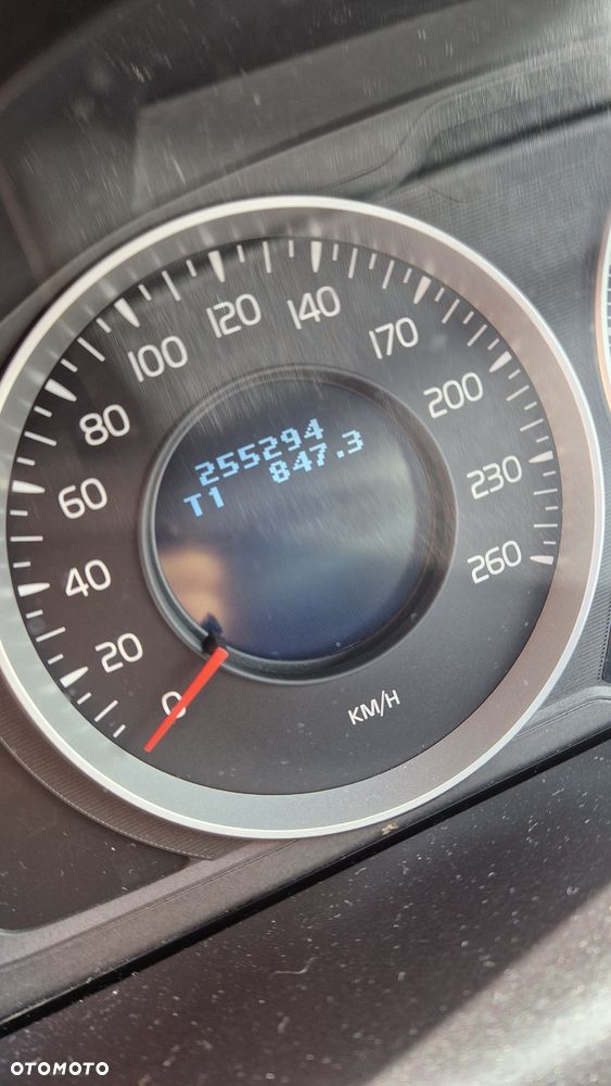 Volvo XC 60 - 8