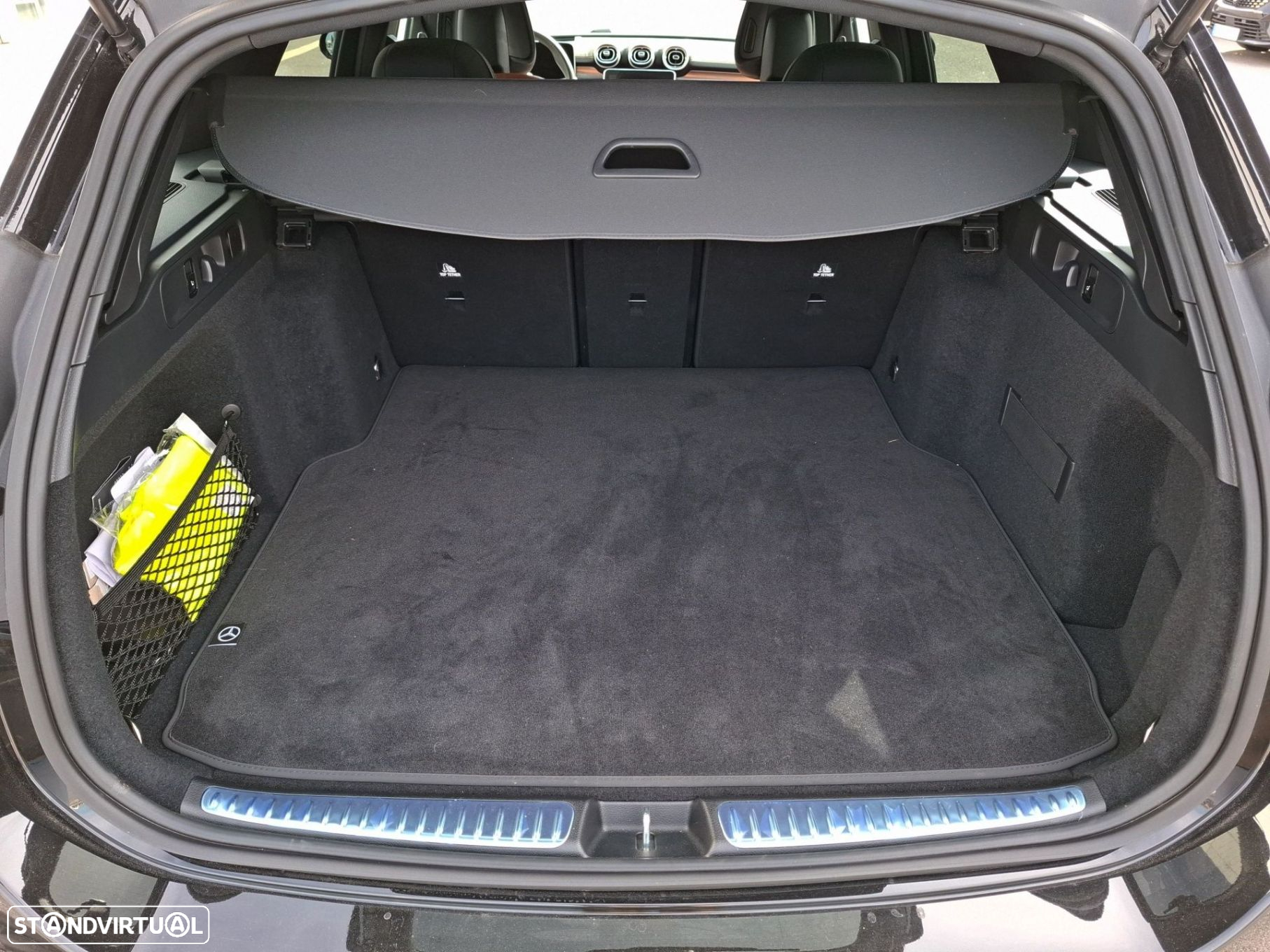 Mercedes-Benz C 300 d AMG Line - 27