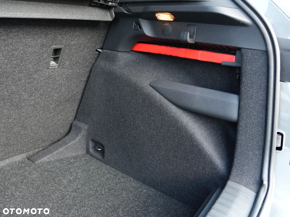 Skoda Kamiq 1.5 TSI Monte Carlo DSG - 19
