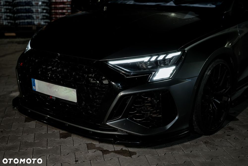 Audi RS3 Limousine TFSI Quattro S tronic - 2