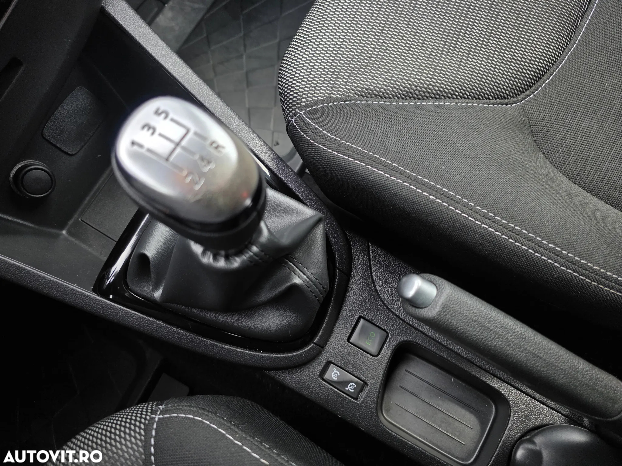 Renault Clio Estate Energy TCe Zen - 17