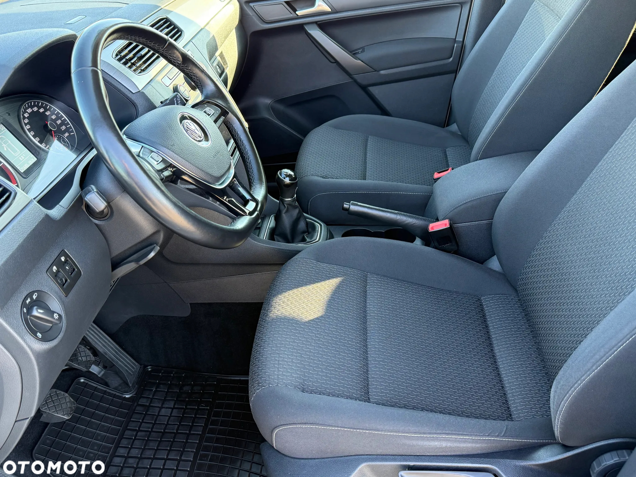 Volkswagen Caddy 2.0 TDI Comfortline - 10