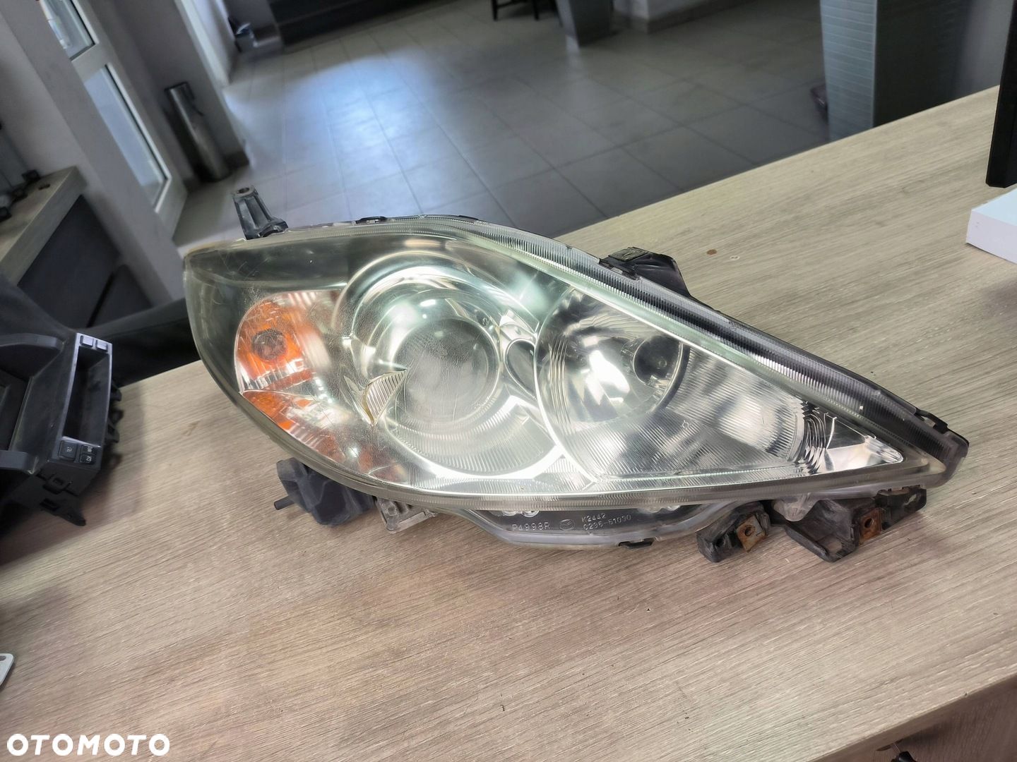 Lampa prawa przednia xenon Mazda 5 I P5117R - 1