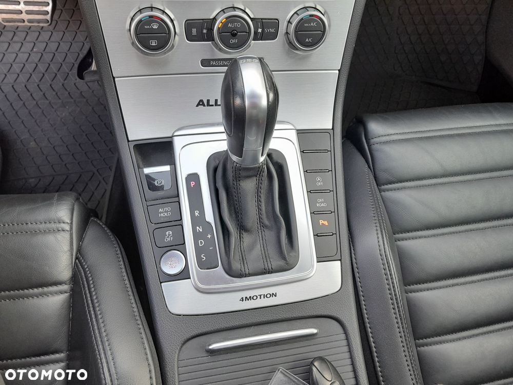 Volkswagen Passat Alltrack 2.0 TDI 4Mot DSG - 21
