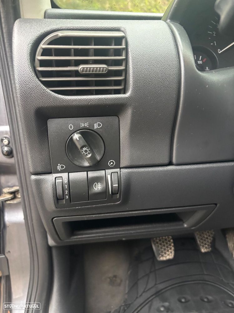 Opel Corsa 1.3 CDTI - 15