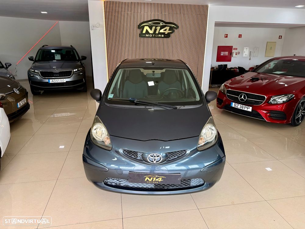 Toyota Aygo 1.0 + AC - 10