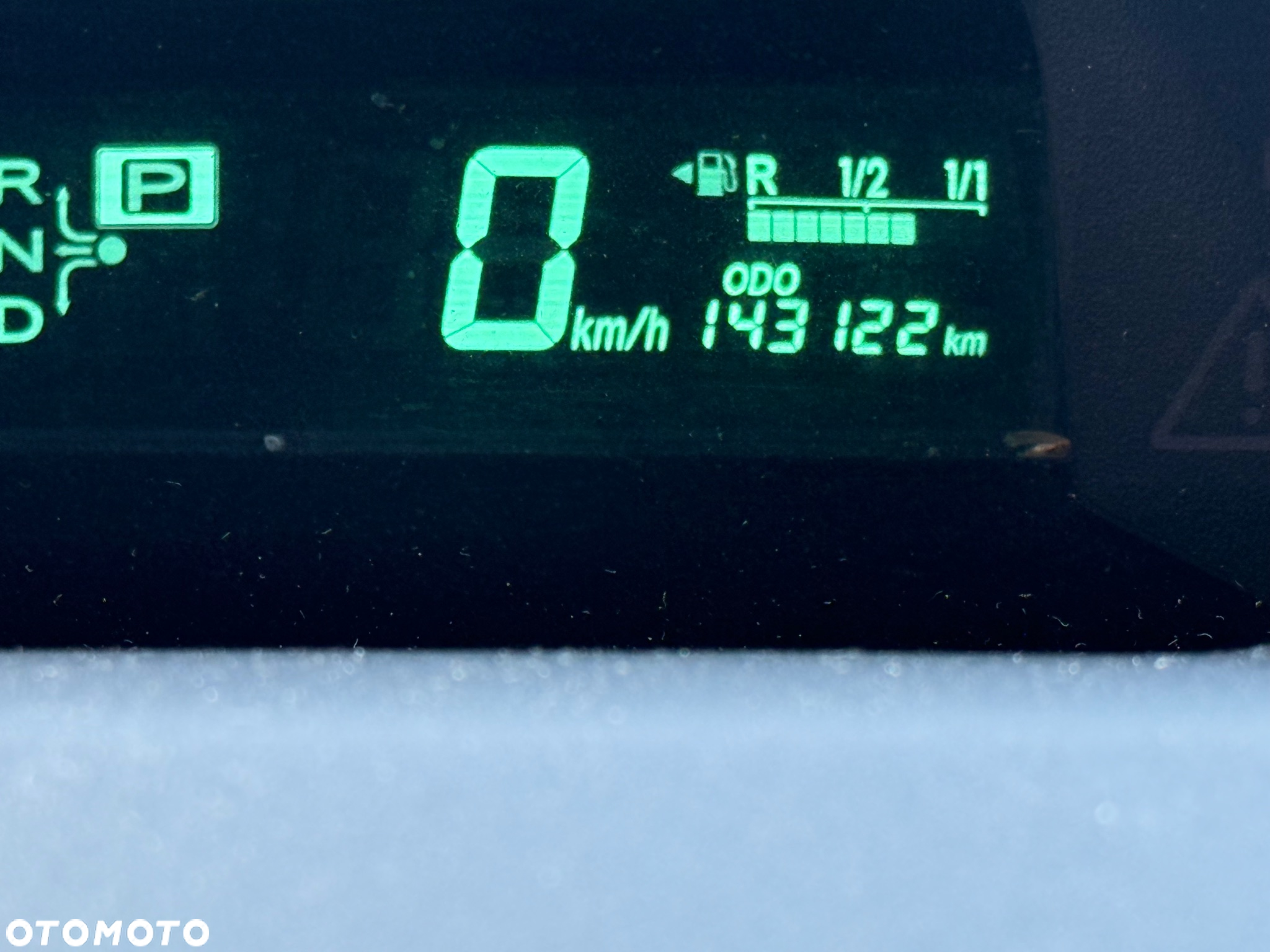 Toyota Prius (Hybrid) - 17