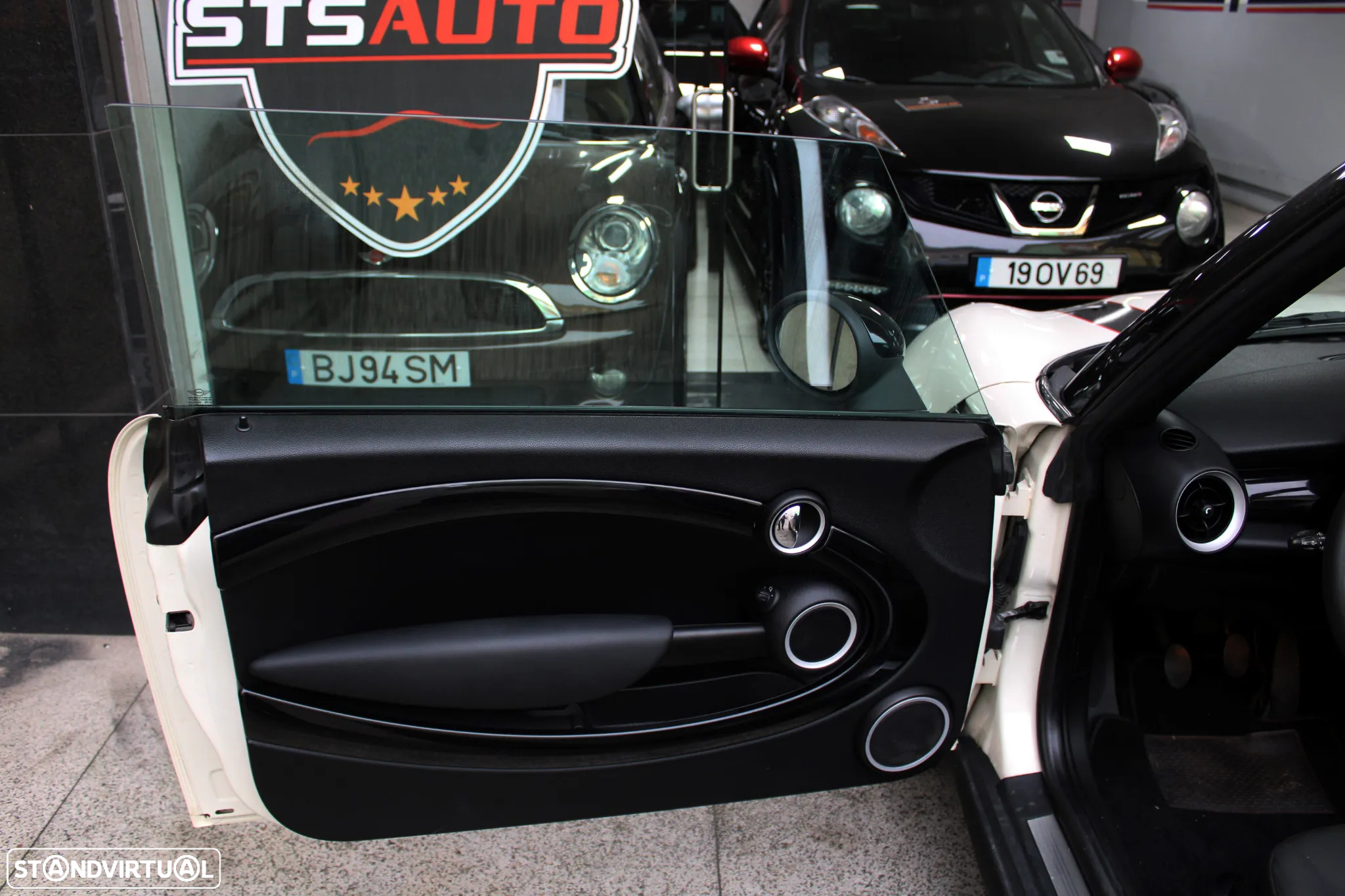 MINI Cabrio Cooper D - 19