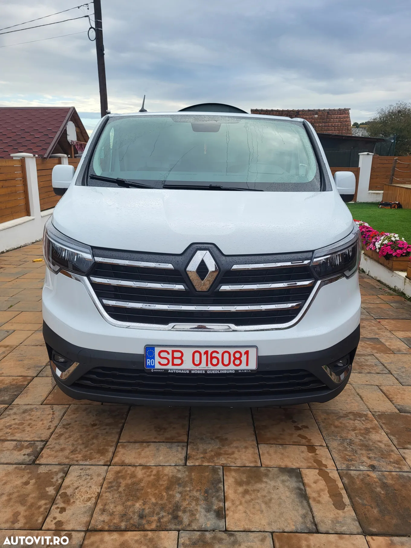 Renault Trafic 2.0 Blue dCi 130 Furgon Cabina Dubla L2H1 - 7