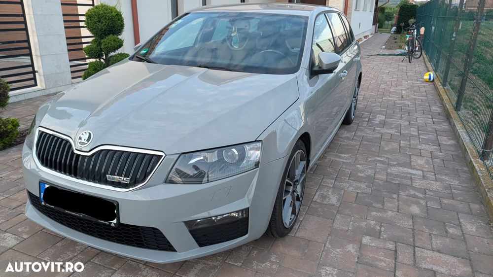 Skoda Octavia 2.0 TDI DSG RS - 1