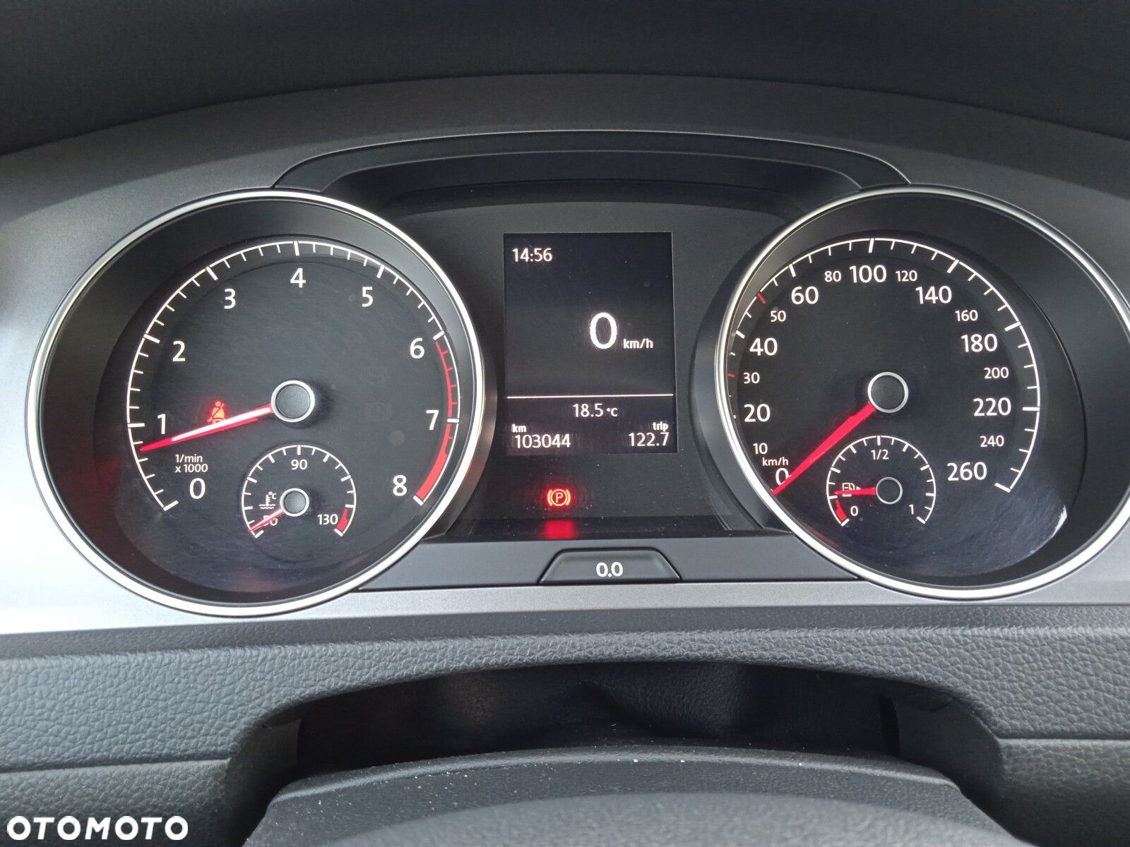 Volkswagen Golf VII 1.2 TSI BMT Trendline - 17