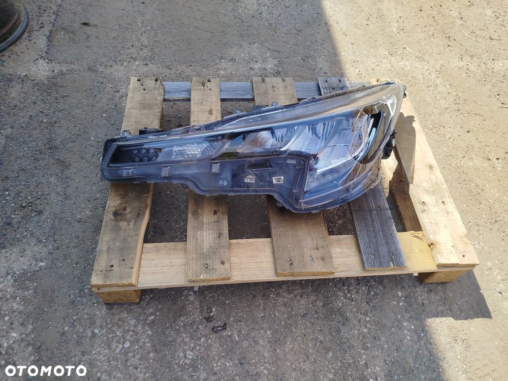 Toyota Corolla e21 lampa Full Led lewa przód lewy - 1